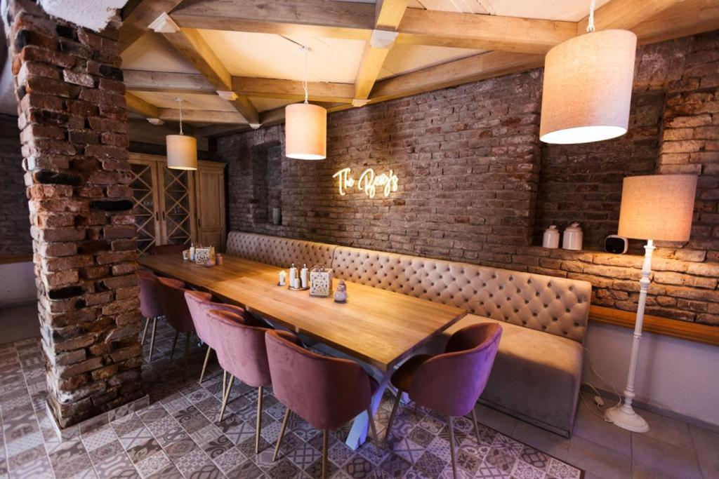 The Berg'S 10 Hotel Ocna Mures ภายนอก รูปภาพ