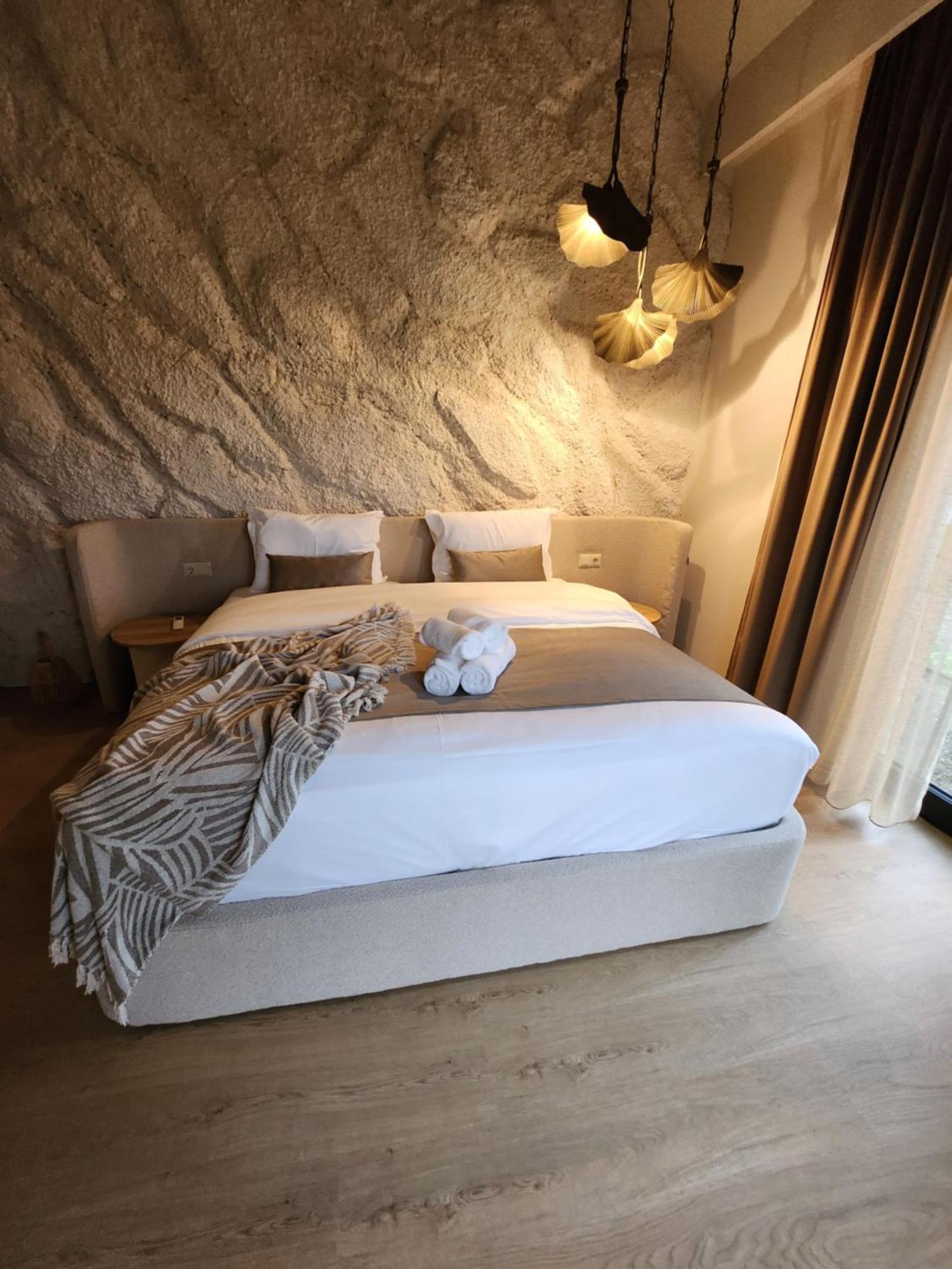 The Berg'S 10 Hotel Ocna Mures ภายนอก รูปภาพ
